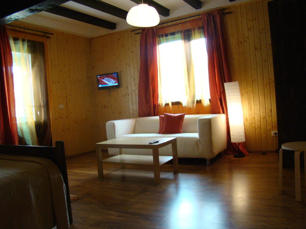 Dumbrava Soarelui Hotel Brassó Szoba fotó