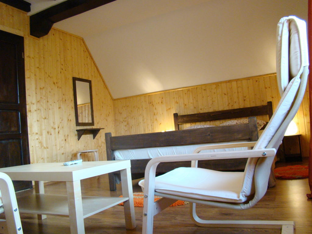 Dumbrava Soarelui Hotel Brassó Szoba fotó