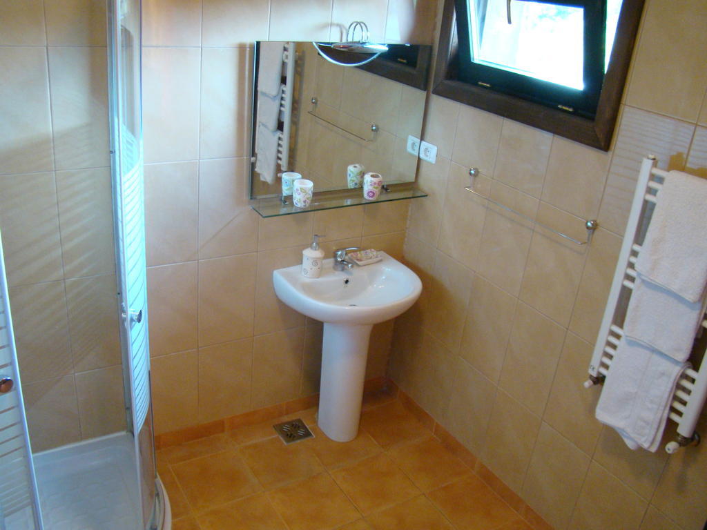 Dumbrava Soarelui Hotel Brassó Szoba fotó