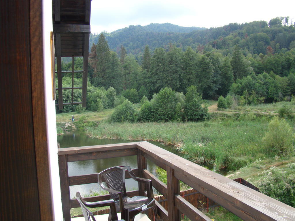 Dumbrava Soarelui Hotel Brassó Szoba fotó